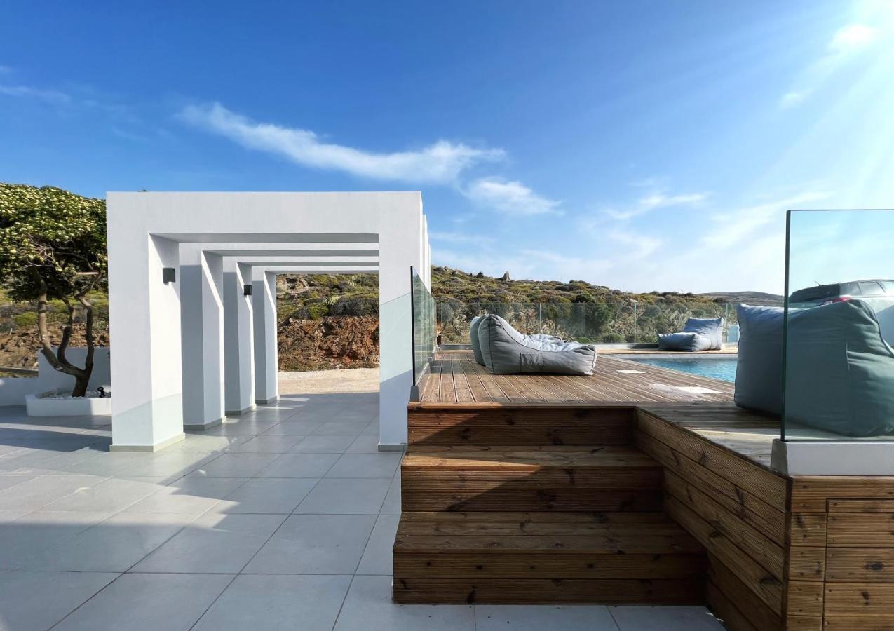 The Thermia Suites Китнос Екстериор снимка