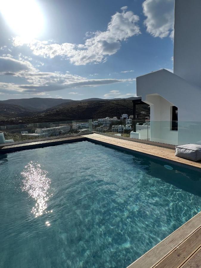 The Thermia Suites Китнос Екстериор снимка