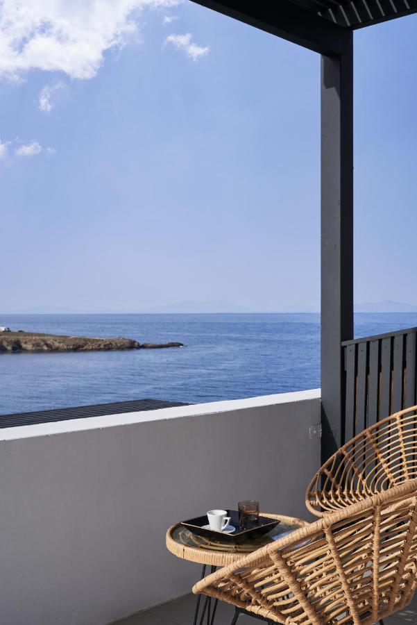 The Thermia Suites Китнос Екстериор снимка